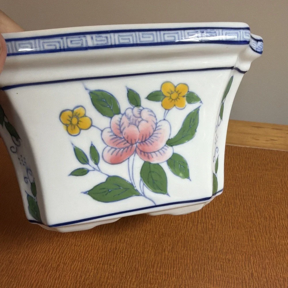 Vintage AAA Imports Inc. Decoware Pottery Planter